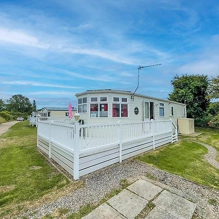 Great Dog Friendly Caravan To Hire With Field Views In Norfolk Ref 10132B Belton with Browston Exterior foto